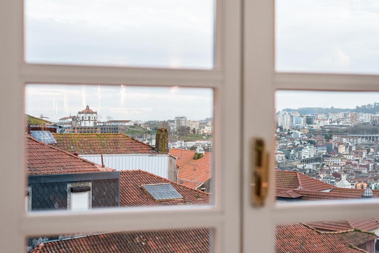 Door 65 - Historical Center Apartments ポルト エクステリア 写真