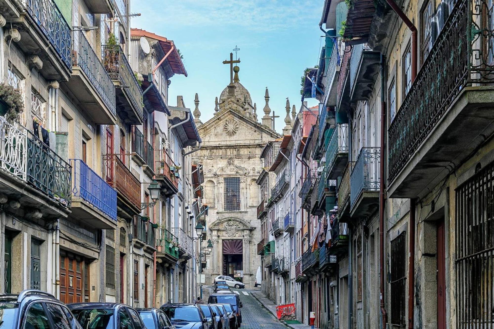 Door 65 - Historical Center Apartments ポルト エクステリア 写真